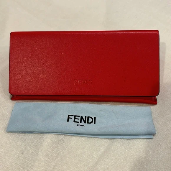 Fendi Sunglasses - Picture 9 of 10